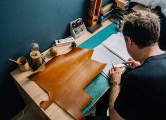 A história do trabalho em couro e da turquesa no oeste americano