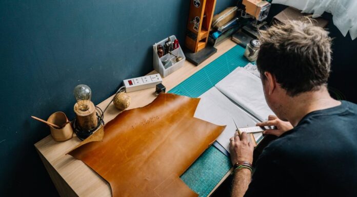 A história do trabalho em couro e da turquesa no oeste americano